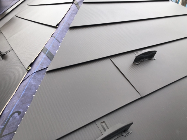 カバー工法とは?工事が必要なケースについても解説 | カバー工事関連